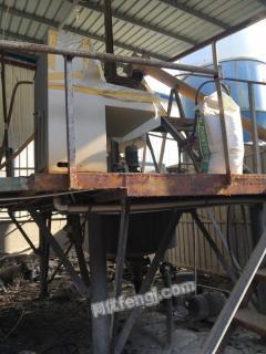 废钢铁处置信息 厂房改建低价出售水泥泡沫隔热板及生产加工设备，大型企业资产处置栏目报道——网优二手网聚焦金属废料和碎屑加工处理新动向